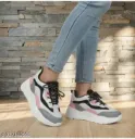 Women comfort and stylish shoe